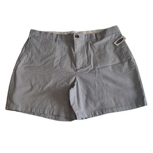 NWT Old Navy Size 40 Blue Stripe Ultimate Slim Built In Flex Shorts